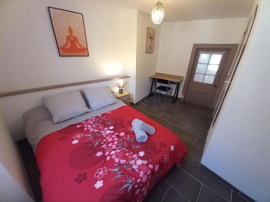 Le Cottage Aredien 1 Saint-Yrieix-la-Perche Luaran gambar